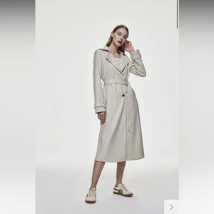 Very beautiful faux crème colored leather jacket XL